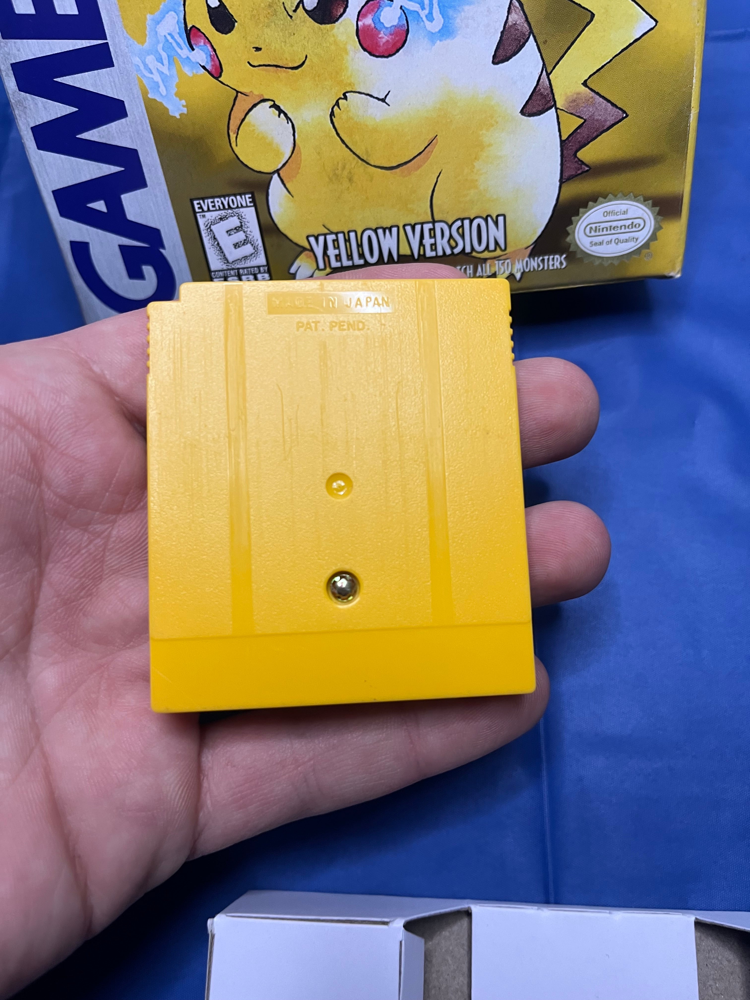 Pokémon Pikachu Yellow - Gameboy Game - CIB