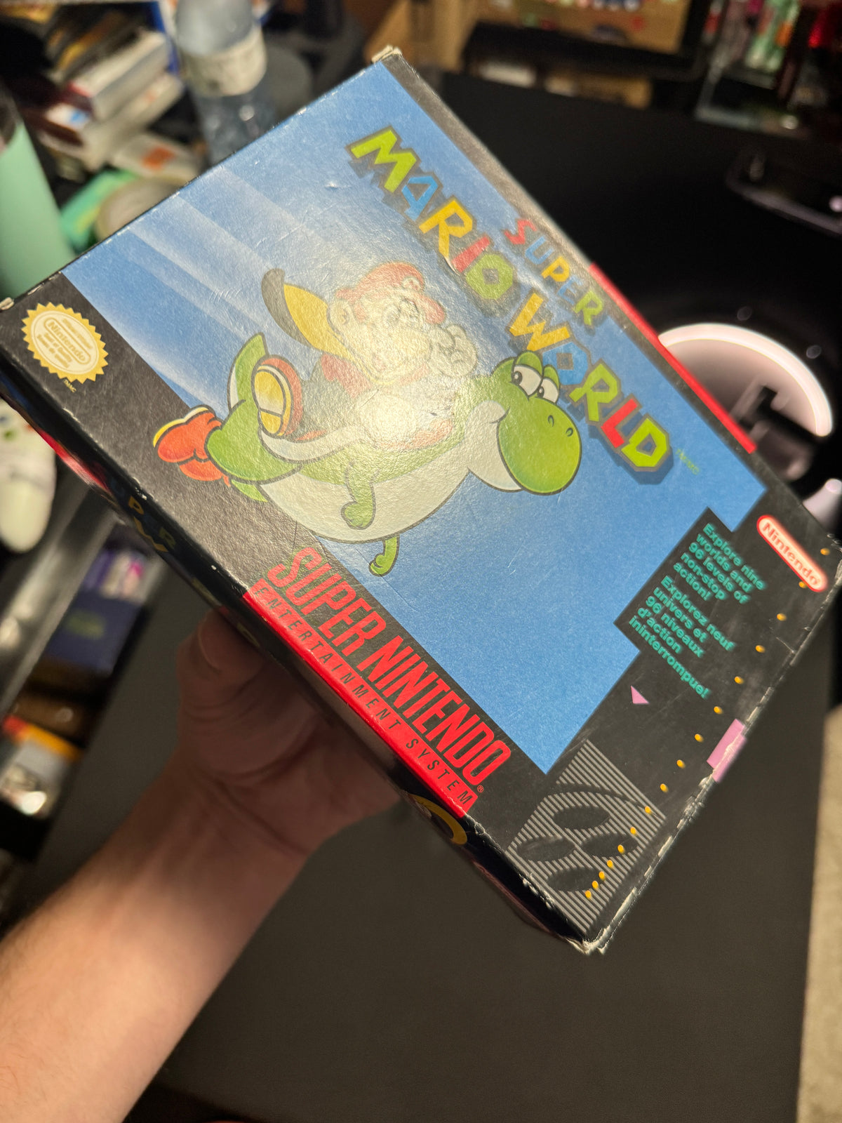 Super Mario World - Super Nintendo